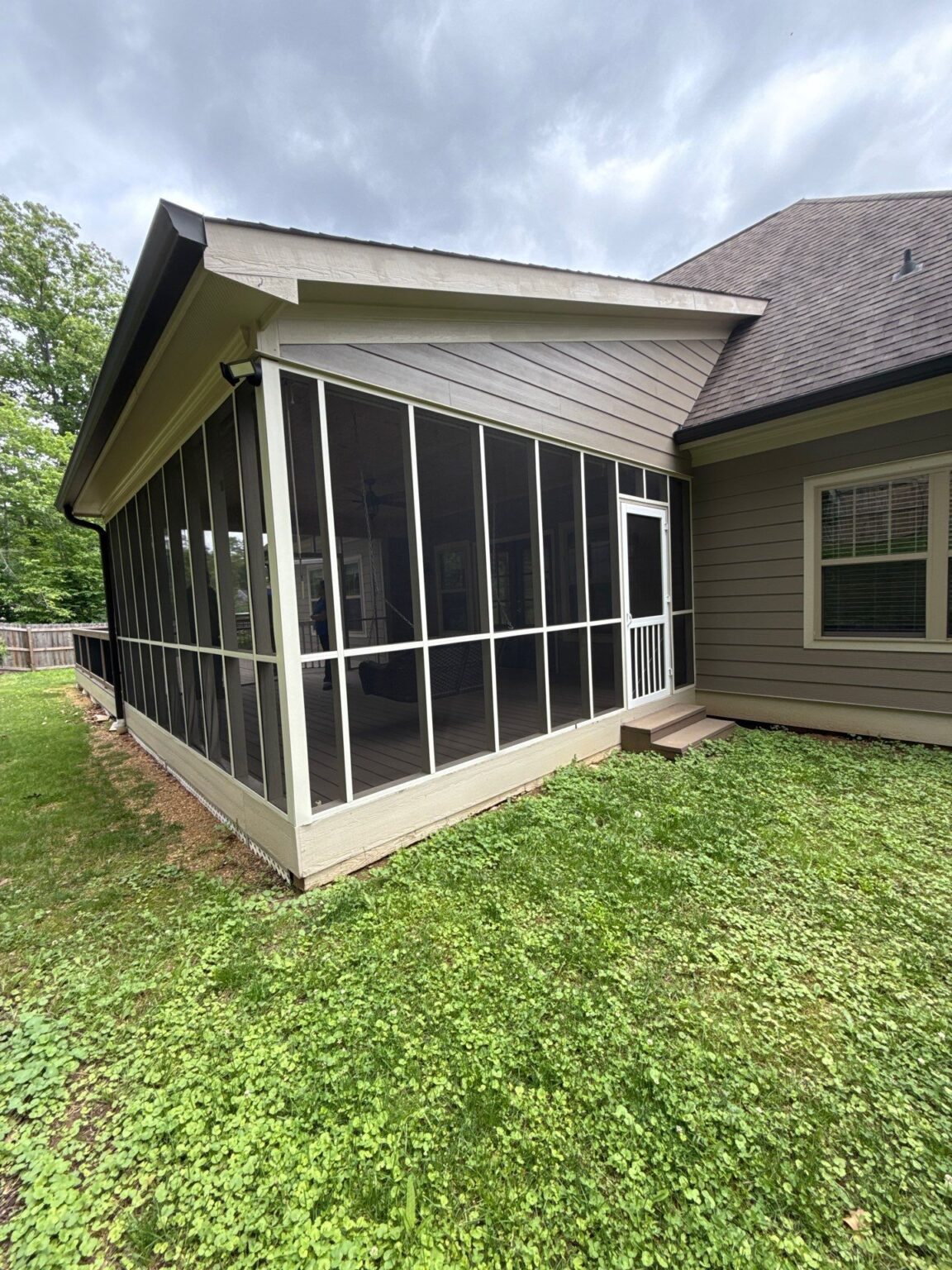 Screened Porch in Cleveland